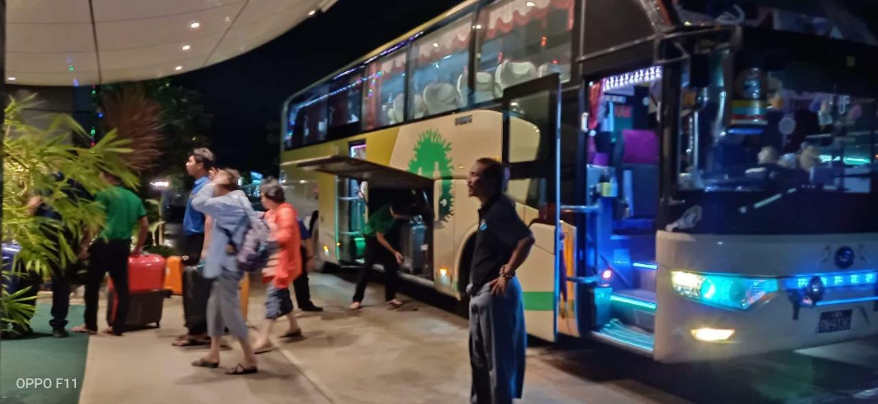 Hotel Broadway Yangon Luaran gambar