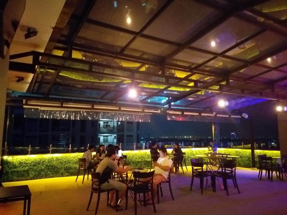 Hotel Broadway Yangon Luaran gambar